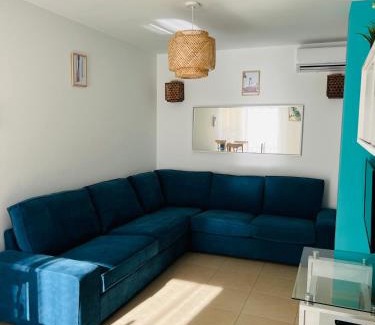 Peniscola Apartment | APARTAMENTO SITUADO EN EL CENTRO CON 3 HABITACIONES, DISPONE DE AIRE ACONDICIONADO Y WIFI A 150m DE LA PLAYA Y EL CASTILLO