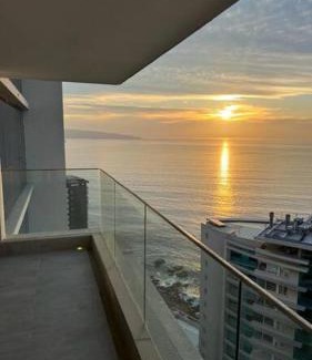 Apartamento sobre el mar 【 APR 2024 】 Apartment in Vina del Mar, Chile