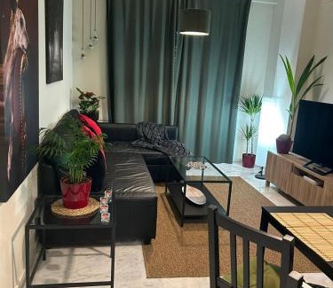 Sevilla Este Apartment | Apartamento Suite Torre Alta Parking Gratis