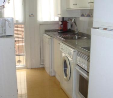 El Pilar Apartment | Apartamento Torres