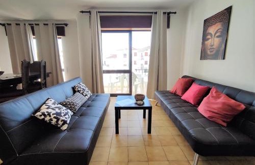 Areias de Sao Joao Apartment | Apartamento V2 Pedro - By Bedzy