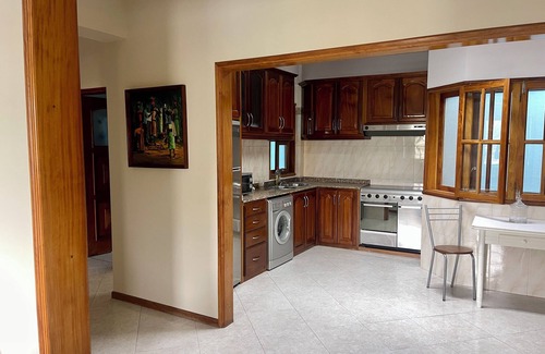 Mindelo Apartment | Apartamento Varanda Azul - espaçoso apartamento no centro da cidade do Mindelo