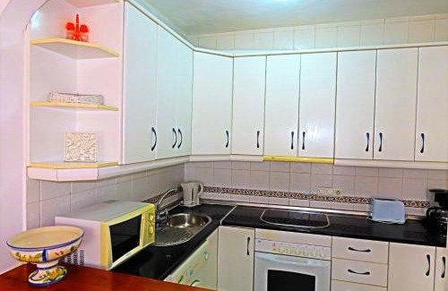 Nerja Apartment | Apartamento Vista verde con piscina privada - LUAL