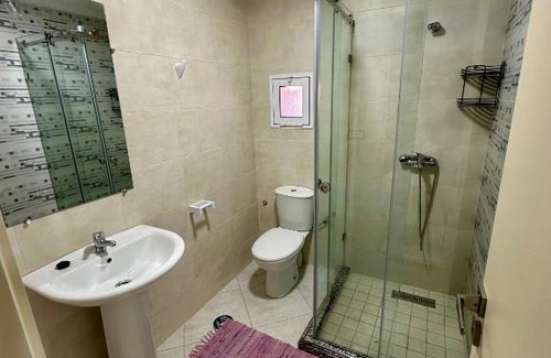 Bni Bouzra Apartment | Apartamentos Alborj 6j إقامة البرج
