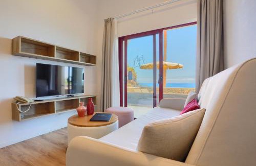 Morro Jable Apartment | Apartamentos Atalaya de Jandía by LIVVO