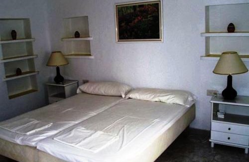 Carihuela Apartment | Apartamentos Casa Blanca