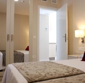 Carihuela Apartment | Apartamentos Casa Florido
