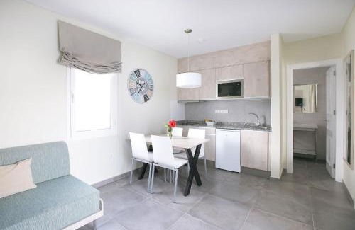 Costa Teguise Apartment | Apartamentos Celeste
