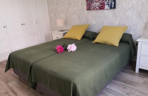 Playa de la Calera Apartment | Apartamentos El Guirre