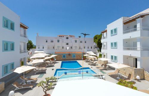 Cala Pada Apartment | Apartamentos Los Arcos