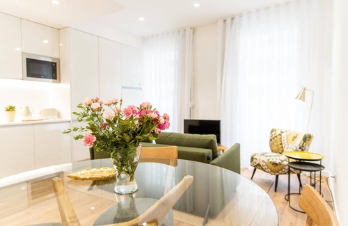 Se Apartment | Apartamentos Fernão Ornelas