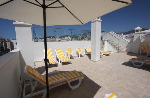 Nerja City Centre Apartment | Apartamentos La Botica de Nerja