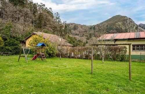 San Juan de Parres House | Apartamentos Les Cuartes