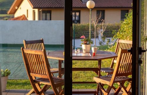 Tornon Apartment | Apartamentos Naredo