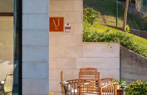 Tornon Apartment | Apartamentos Naredo