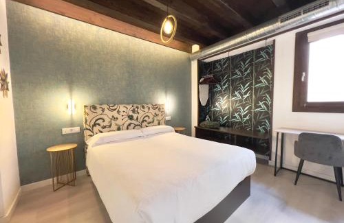 Central District Apartment | Apartamentos Real Suites Realejo