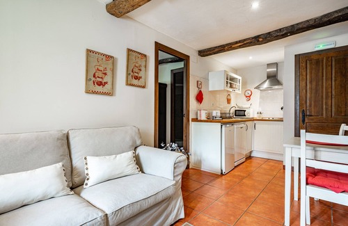 Yerbo House | Apartamentos Rurales Ca Lulón: La Colmena
