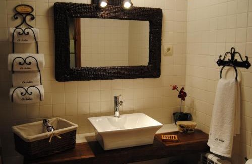 Yerbo Apartment | Apartamentos Rurales Ca Lulón