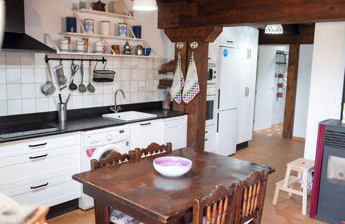 Lierganes Apartment | Apartamentos Rurales - Pozas DE Luna. Cabárceno - Liérganes