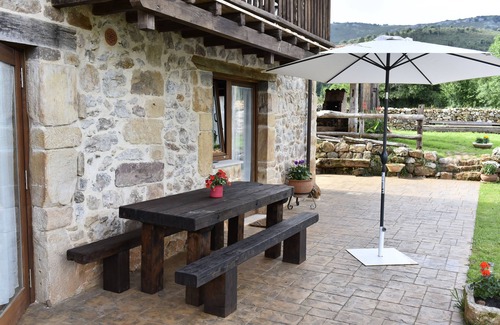 Lierganes Apartment | Apartamentos Rurales - Pozas DE Luna. Cabárceno - Liérganes