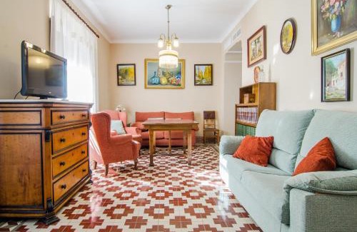 Alhama de Granada Apartment | Apartamentos Salmerones