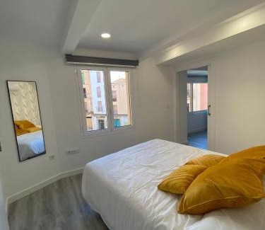 Plasencia Apartment | Apartamentos San Martín