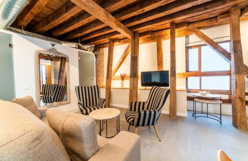 Toledo City Center Apartment | Apartamentos Santa Fe - Calle Armas by Toledo AP