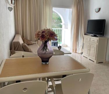 Cala Llonga Apartment | Apartamentos Torres Cardona (Playa)