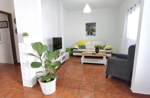La Santa House | apartamentoscasajulia