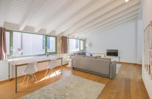 Barri Vell Apartment | Apartaments Catedral – Baltack Homes