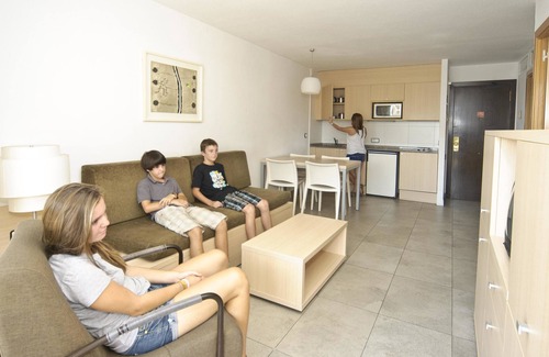 Salou City Centre Apartment | Apartaments CYE SALOU