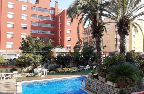 Calella Apartment | APARTAMENTS MAR BLAU - Calella Beach