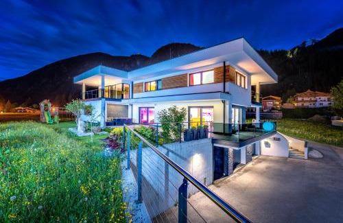 Mayrhofen Apartment | apartArt