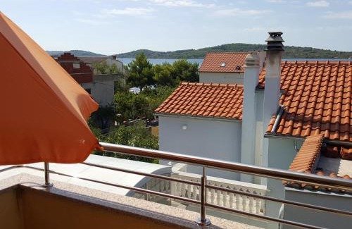Srima Apartment | Aparteman Alter Ego