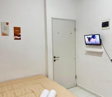 Tangerang Apartment | Apartemen Aeropolis by Moydom Room