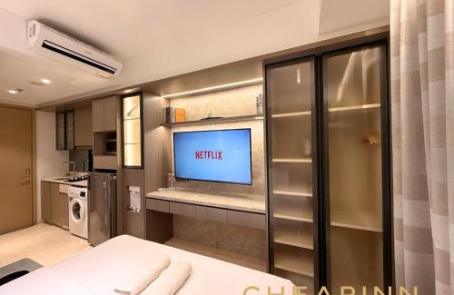 Pantai Indah Kapuk Apartment | Apartemen Gold Coast PIK Sea View by Cheapinn