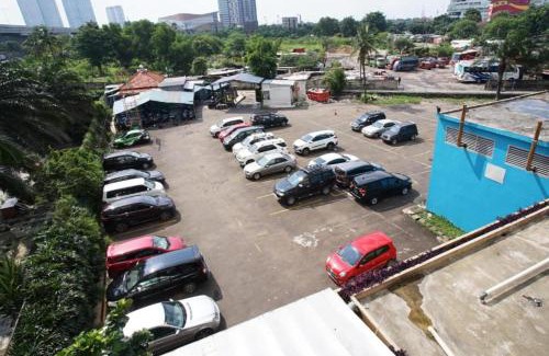 Pekayon Jaya Apartment | Apartemen Mutiara Bekasi by Veeroom