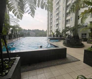 Bandung Apartment | Apartemen Parahyangan Residence by Anton