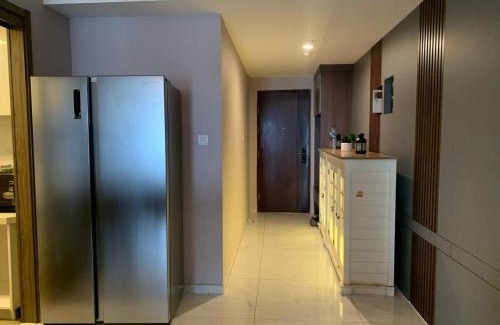 Bumi Serpong Damai Apartment | Apartemen SkyHouse 3 BR Bristol 10th Floor