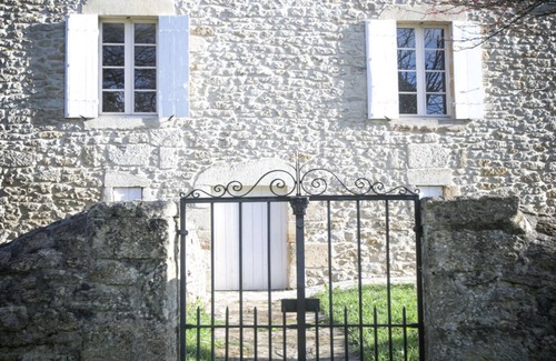 Pellegrue House | Apartement Privé Dans le Domaine Historique Le Touran Près de Saint-émilion