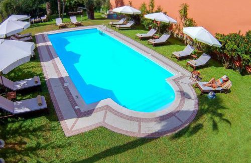 Acharavi Apartment | Aparthotel Ano