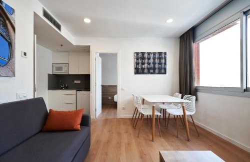 El Putget i Farro Apartment | Aparthotel Augusta
