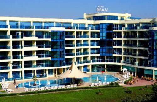 Pomorie Apartment | Aparthotel Marina Holiday Club - All Inclusive & Free Parking
