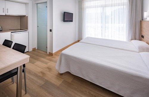 Salou City Centre Apartment | Aparthotel Marinada