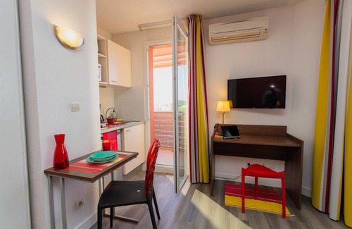 Clemenceau House | Aparthotel Mer & Golf City Perpignan Centre