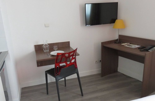 Clemenceau House | Aparthotel Mer & Golf City Perpignan Centre