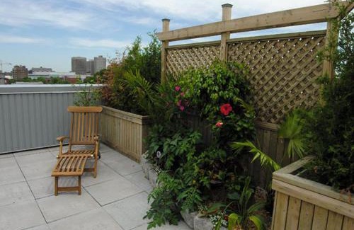 Quartier des Spectacles Apartment | ApartHotelMontreal by Les Terrasses Saint Urbain 2225I2