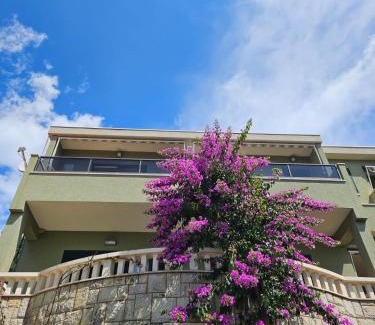 Krvavica Apartment | Aparthouse BB