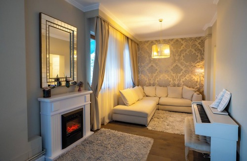 Bucharest City-Centre Apartment | APARTINO - Luxury View - Self Check-In