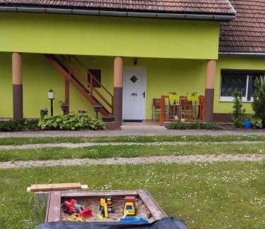 Budikovany Apartment | Apartmán Greenhouse